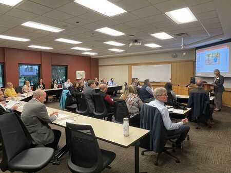 Kane County's Hydrogren Roundtable with Local Stakeholders 